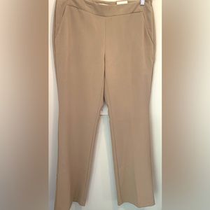 NWT  CHICO'S Size 0.5 Short (S/ 6)Tan The Ultimate Fit Manhattan Side Zip Slacks